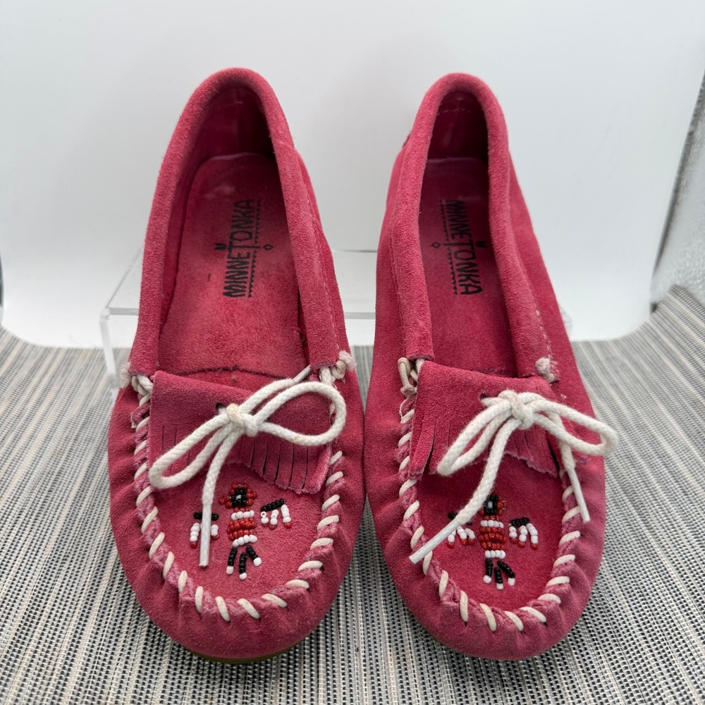 Minnetonka Thunderbird II Moccasins Size‎ 3 Pink Suede Beaded Fringe Shoes 2605